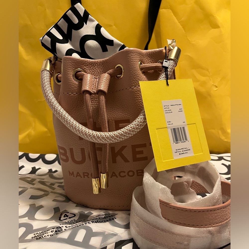 - The bucket by Marc Jacobs,large,leather,rose,new with tags,authentic